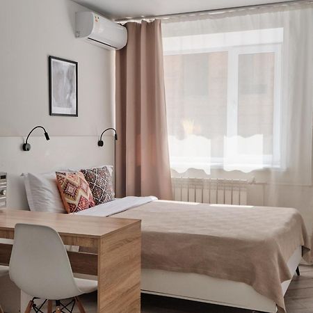 Seven City Apartments Семей Екстериор снимка