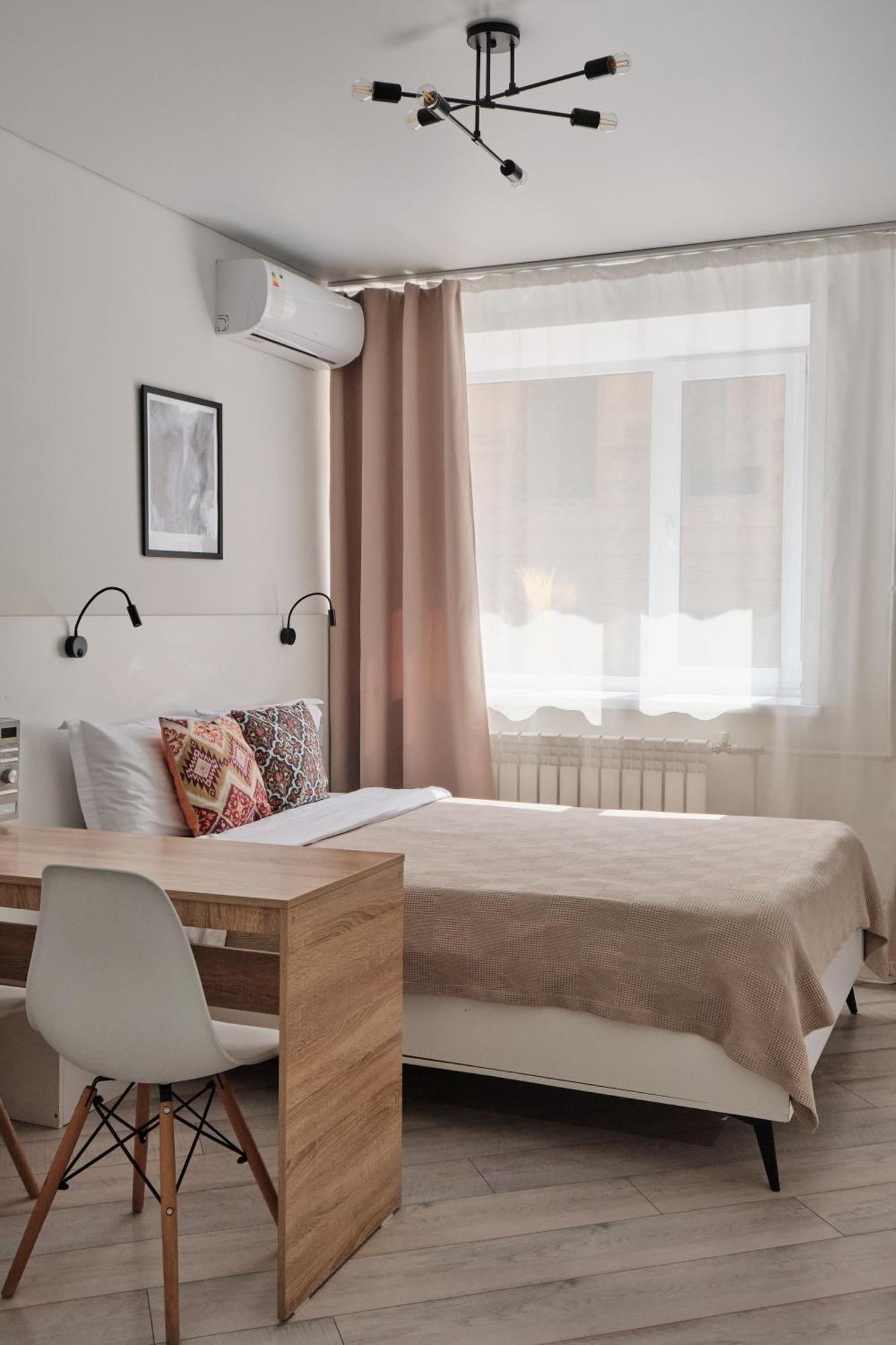 Seven City Apartments Семей Екстериор снимка