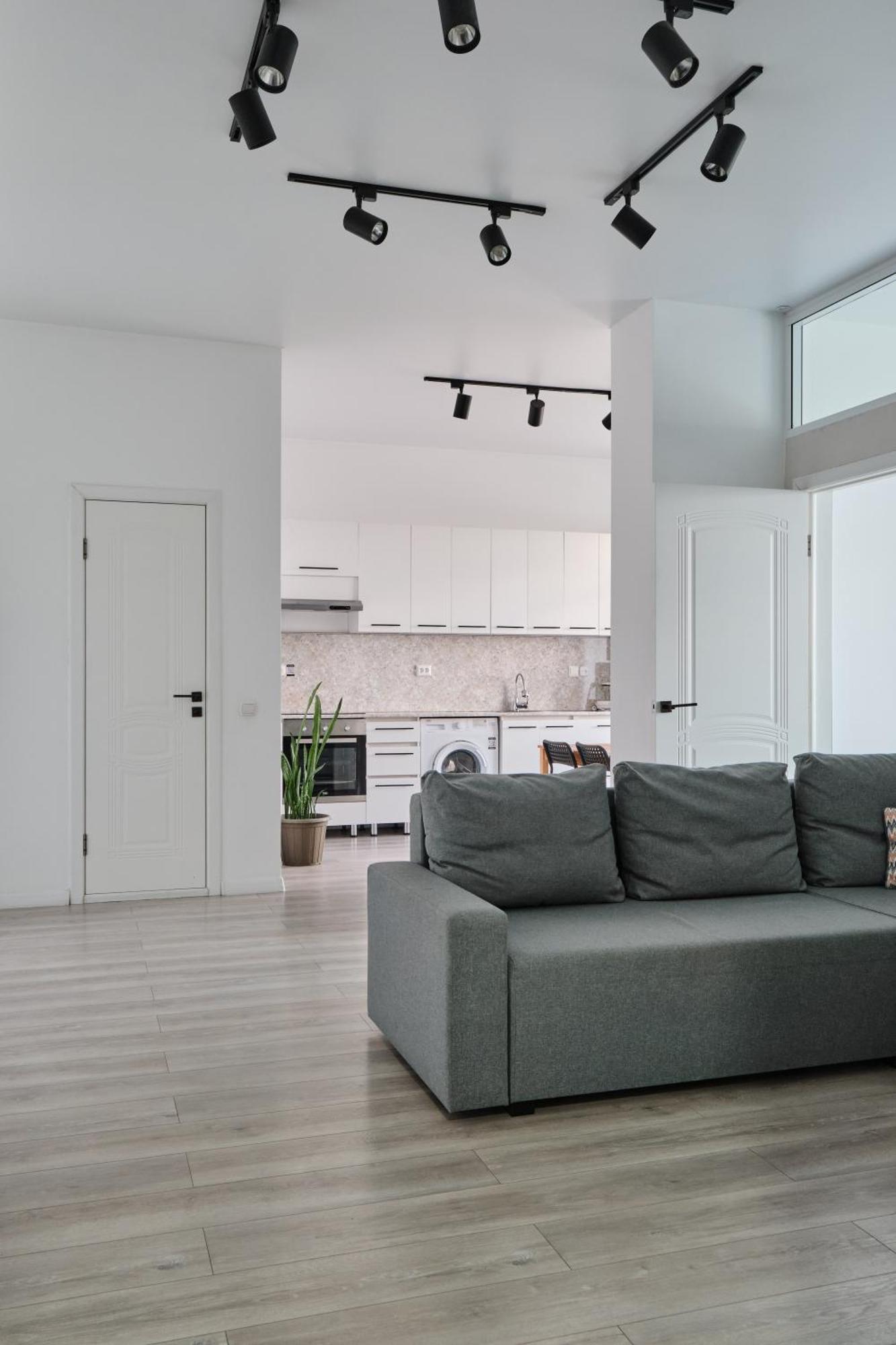 Seven City Apartments Семей Екстериор снимка