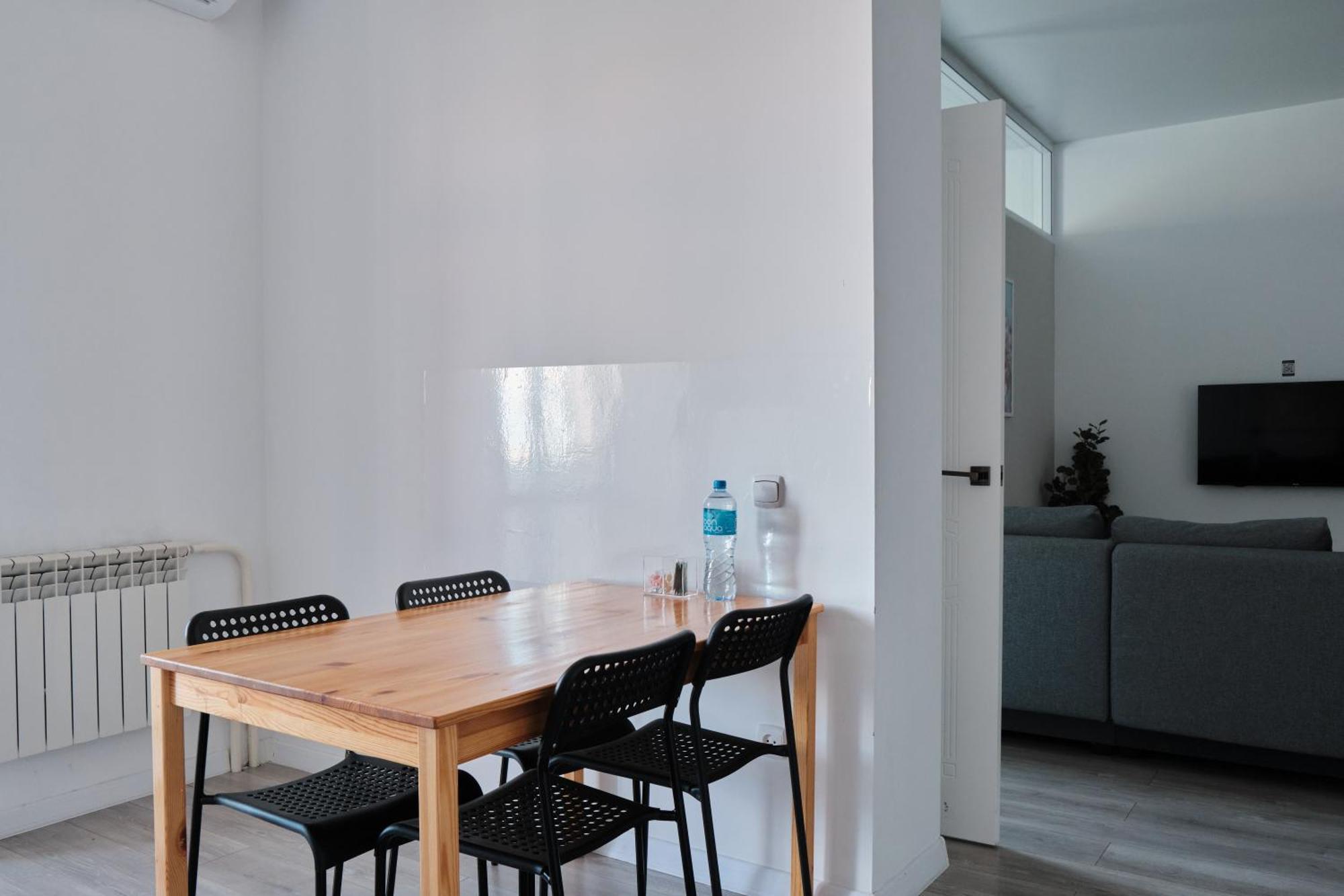 Seven City Apartments Семей Екстериор снимка