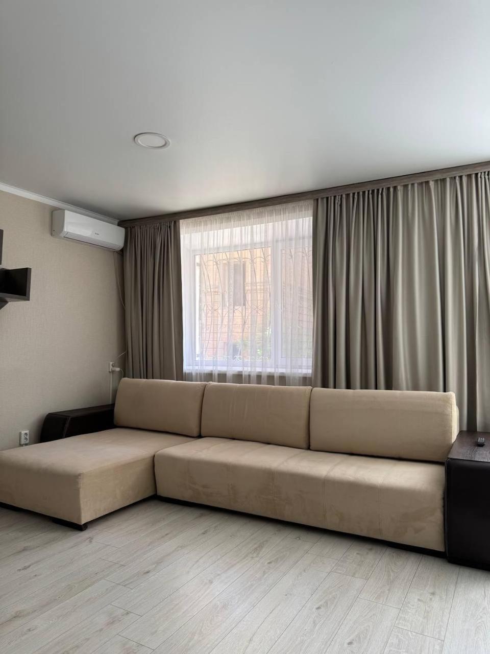 Seven City Apartments Семей Екстериор снимка