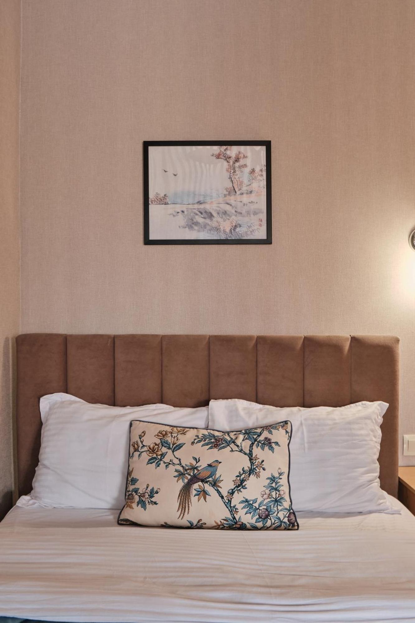 Seven City Apartments Семей Екстериор снимка